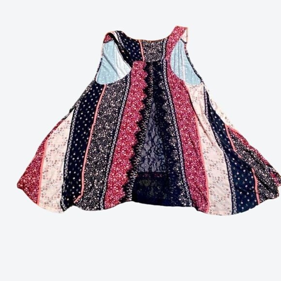 Maurices Black Floral Patch work Lace Back Flowy Detail Scooped Neck Dressy Tank - Picture 6 of 9